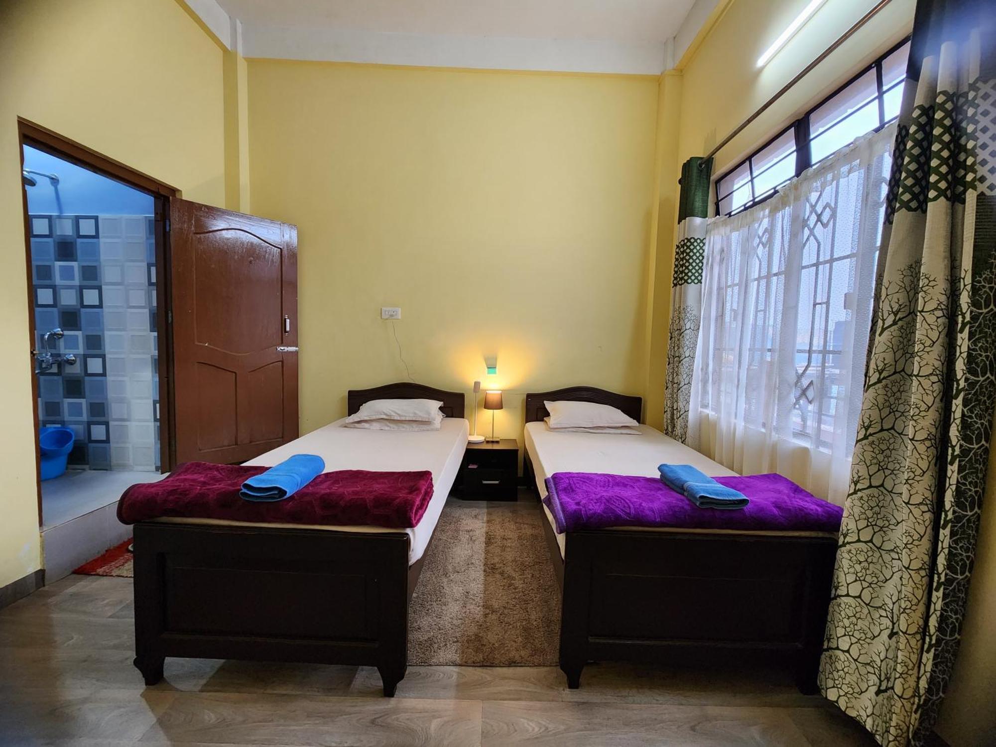 Cafe Sola Bnb Shillong Eksteriør billede
