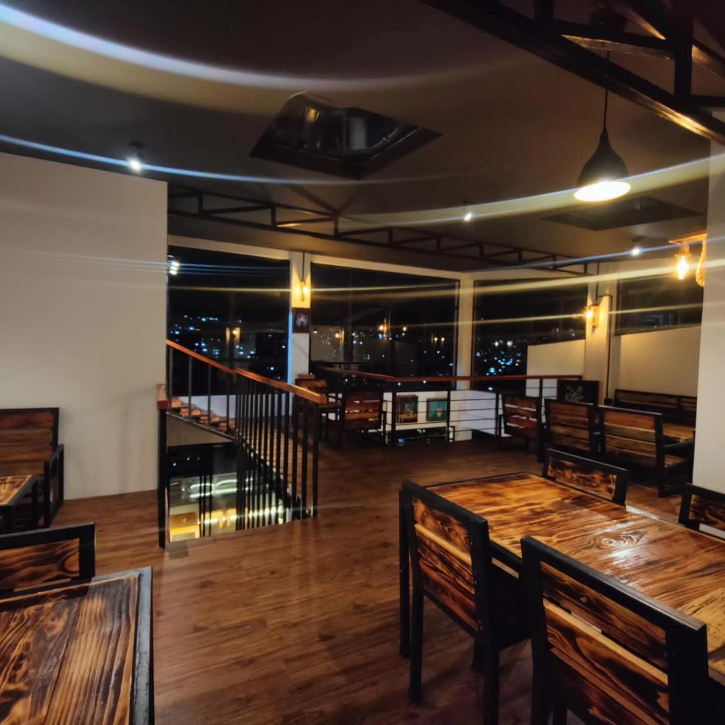 Cafe Sola Bnb Shillong Eksteriør billede